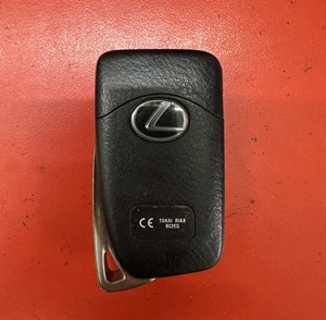 Ключ ES250/350, GS250/350 2012-2015 б/у